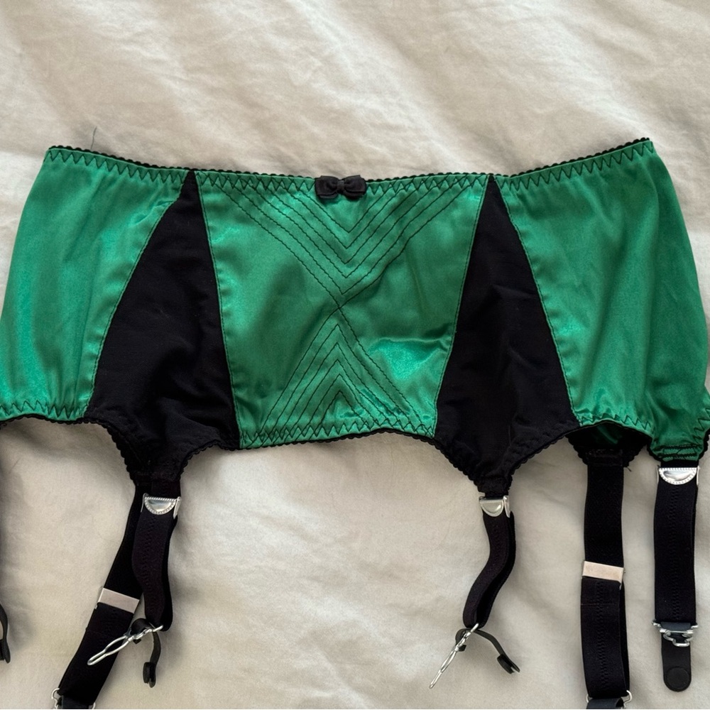 What Katie Did garter belt